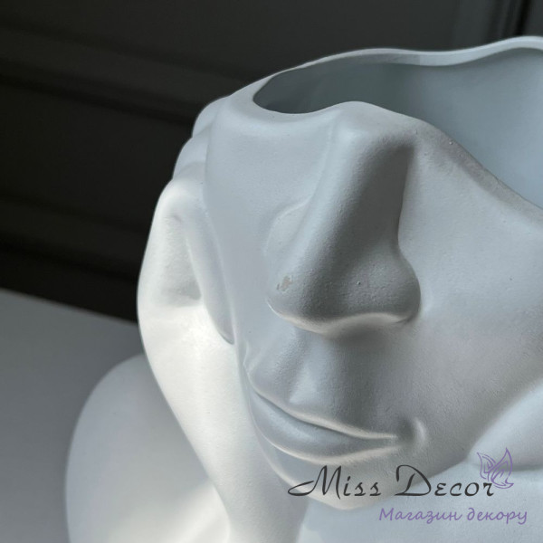 Ваза керамічна витонченість біла повністю ціла дефект - фото 