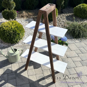 Стійка кипарис з білими поличками