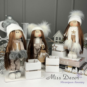 Кукла в юбке + коробочка winter collection