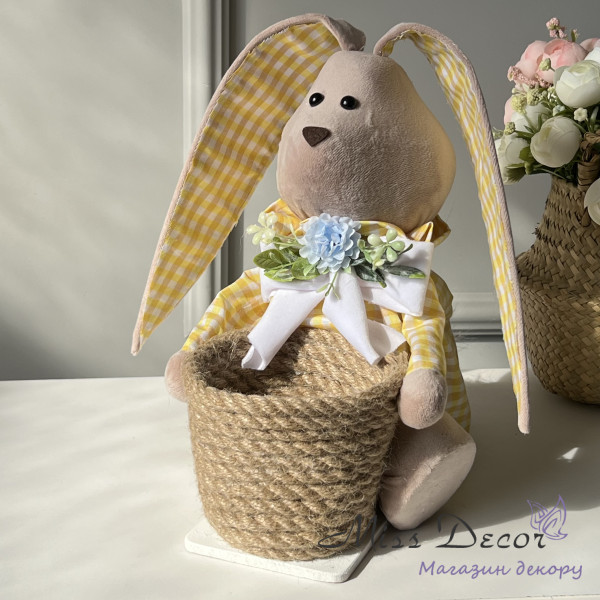 Кролик з кошиком (жовтий)