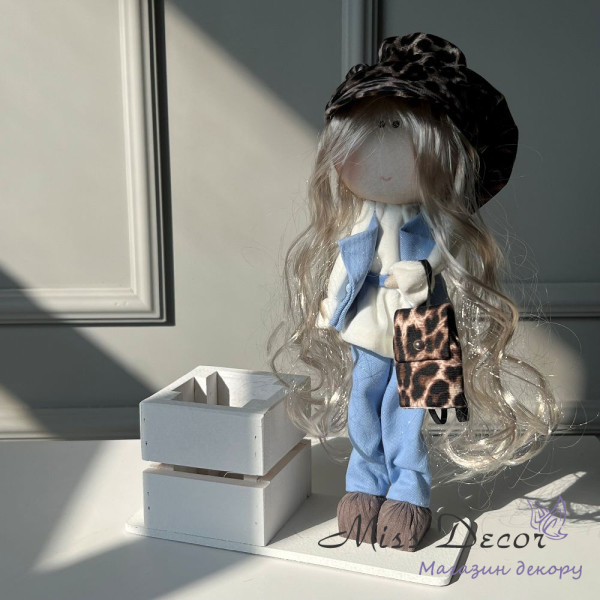 Інтер'єрна лялечка в кепці leopard + коробочка
