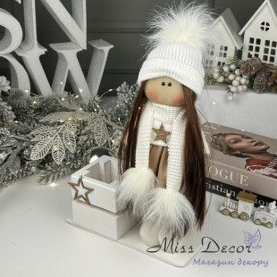 Кукла в юбке + коробочка winter collection