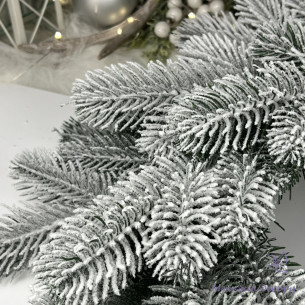 Вінок литий lux 50 см засніжений